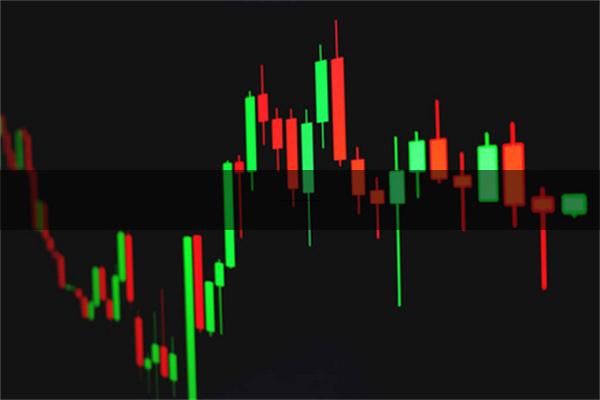 上海股票配资网站 没有对手的自我超越：全球首试全新一代奥迪A6 allroad的王者之道